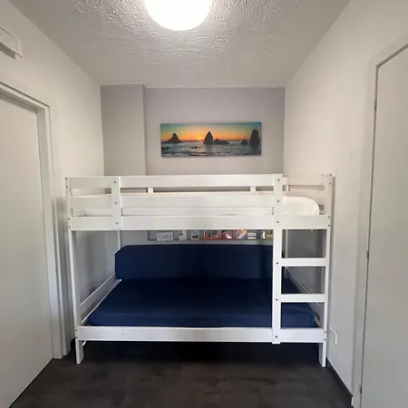 Apartment I Puritani On The *